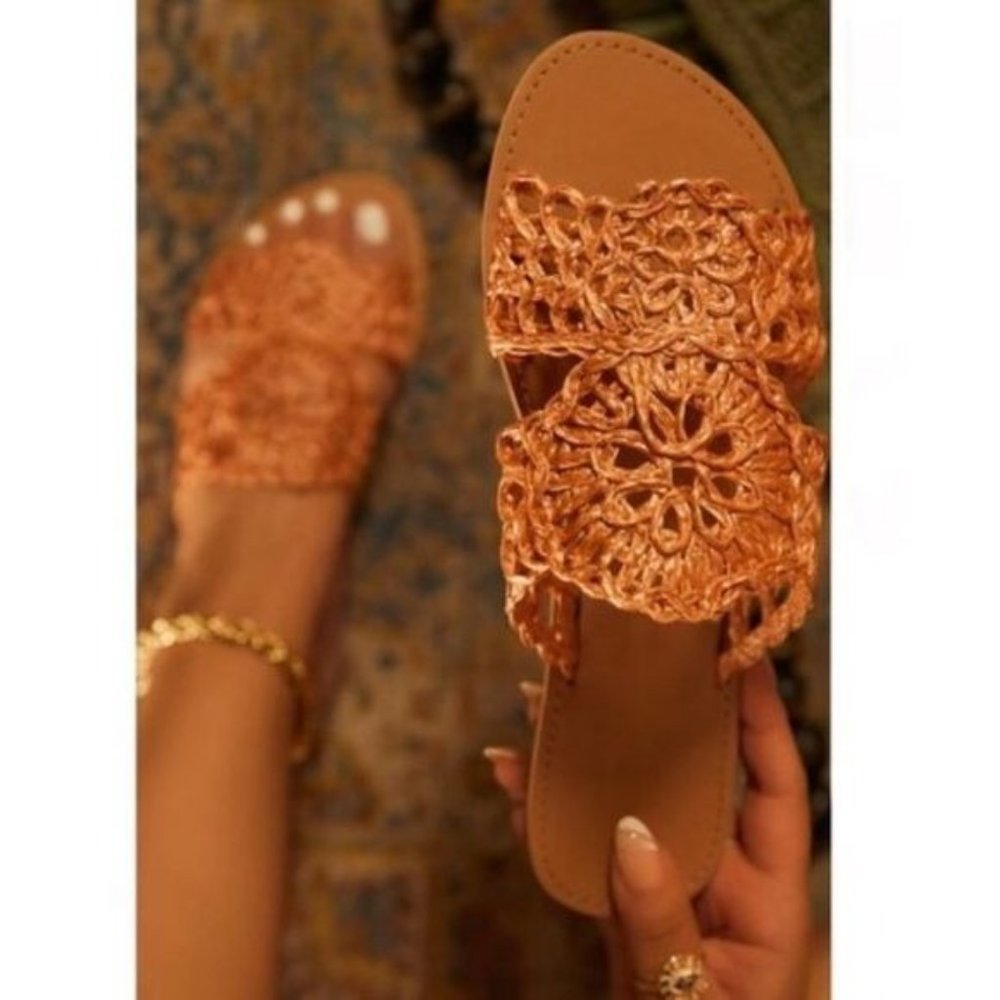 !! NEW !! Woven Raffia Slide Sandals in Deep Coral